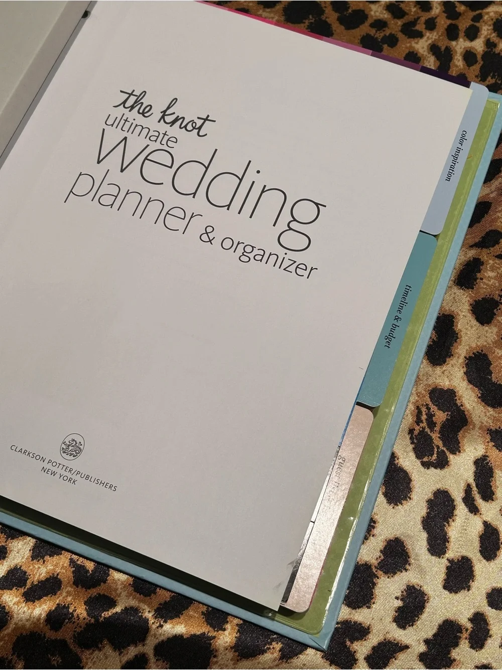 The Knot - Ultimate Wedding Planner & Organizer by Carly Roney (NEW)